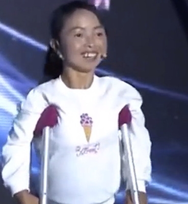马燕:袖珍女嫁50岁大叔,被家人撵走3年,生儿子只为留住丈夫?