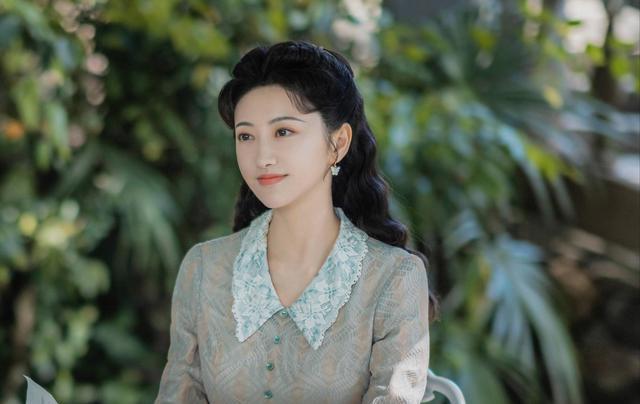 鞠婧祎|《流光之城》：三位女主结局，冯世真结局圆满，她得不偿失！