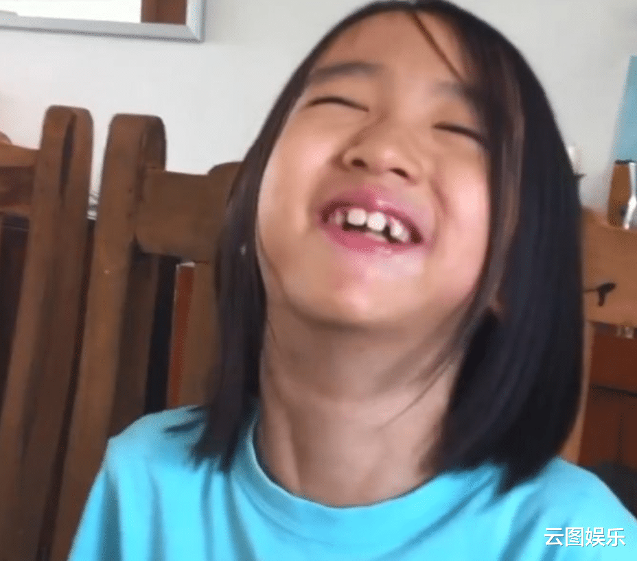 许恩怡|18岁星二代成港圈宠儿!出道1年半连拍6部电影,搭档全是大咖