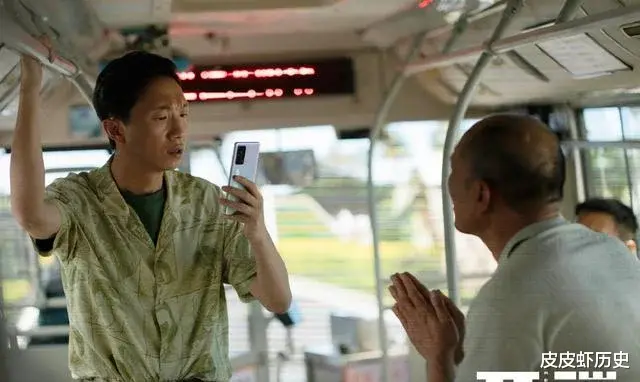 开端|播两天断更5天,热度仍全网第一,《开端》惹央媒质疑:好看在哪