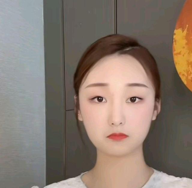 陈亚男|陈亚男重新开号发生活日常，和网友分享美食制作视频，恬静美好