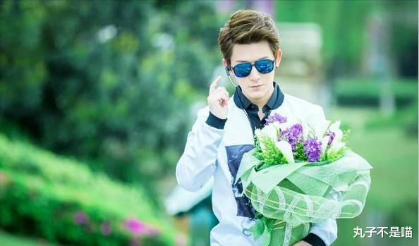 陈翔|夜会陈翔的江铠同，带货直播，被两万多人刷屏式辱骂匆匆下线