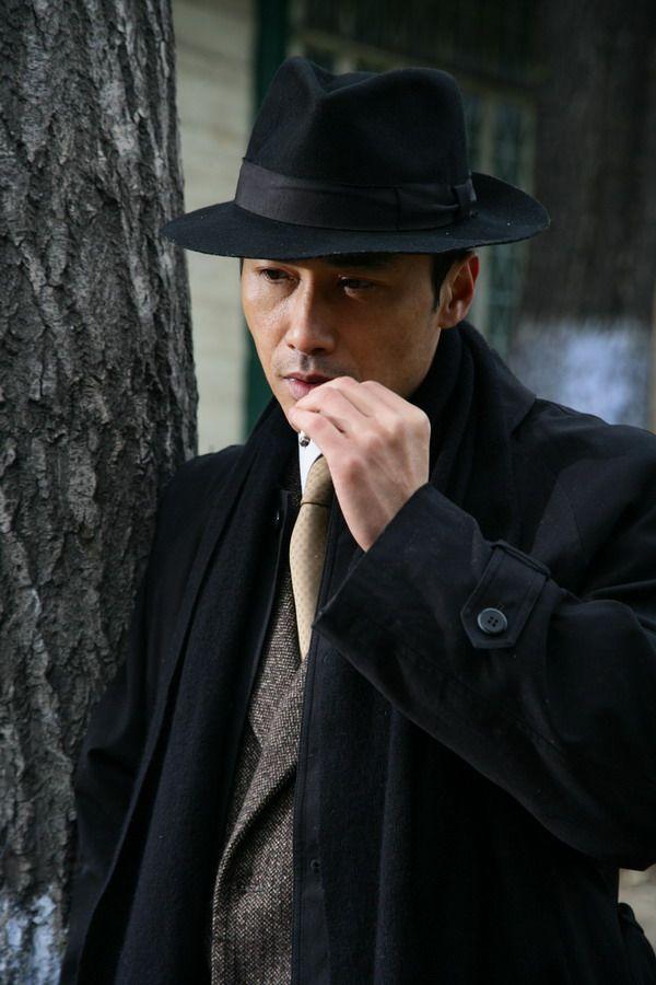 柳云龙|“谍战鼻祖”柳云龙,和这两位女演员的合作,或许是他最大的遗憾