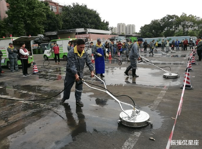 2020年广东一环卫女工举报上司骚扰长达4年:精神上真是扛不住了