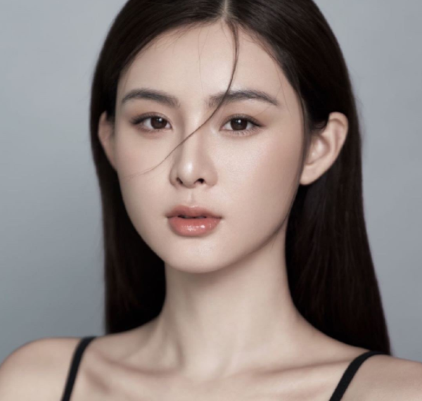 汪小菲|张颖颖和汪小菲穿同款情侣羽绒服，二人恋情再添实锤，就是互相否认