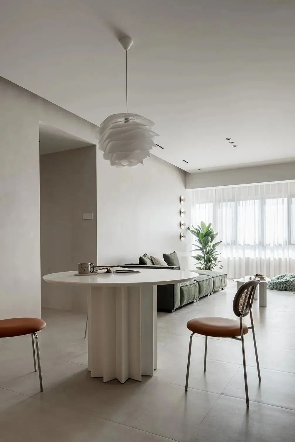 刚完工的117㎡北欧风新房,牛油果绿背景墙好养眼!