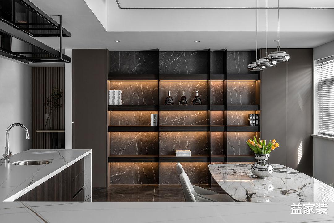 以黑白灰为主调，打造低调奢华的现代美居，彰显品位和审美