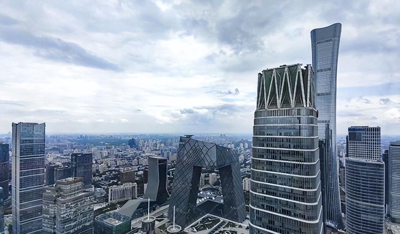 5G|性能与价格脱钩,摩托罗拉 edge s pro是捡漏,还是性能不给力?