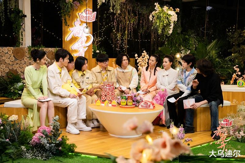 春天花会开|春天花会开丨用牛奶浇花,结果两朵娇艳的小花谢了,牛奶也挤没了