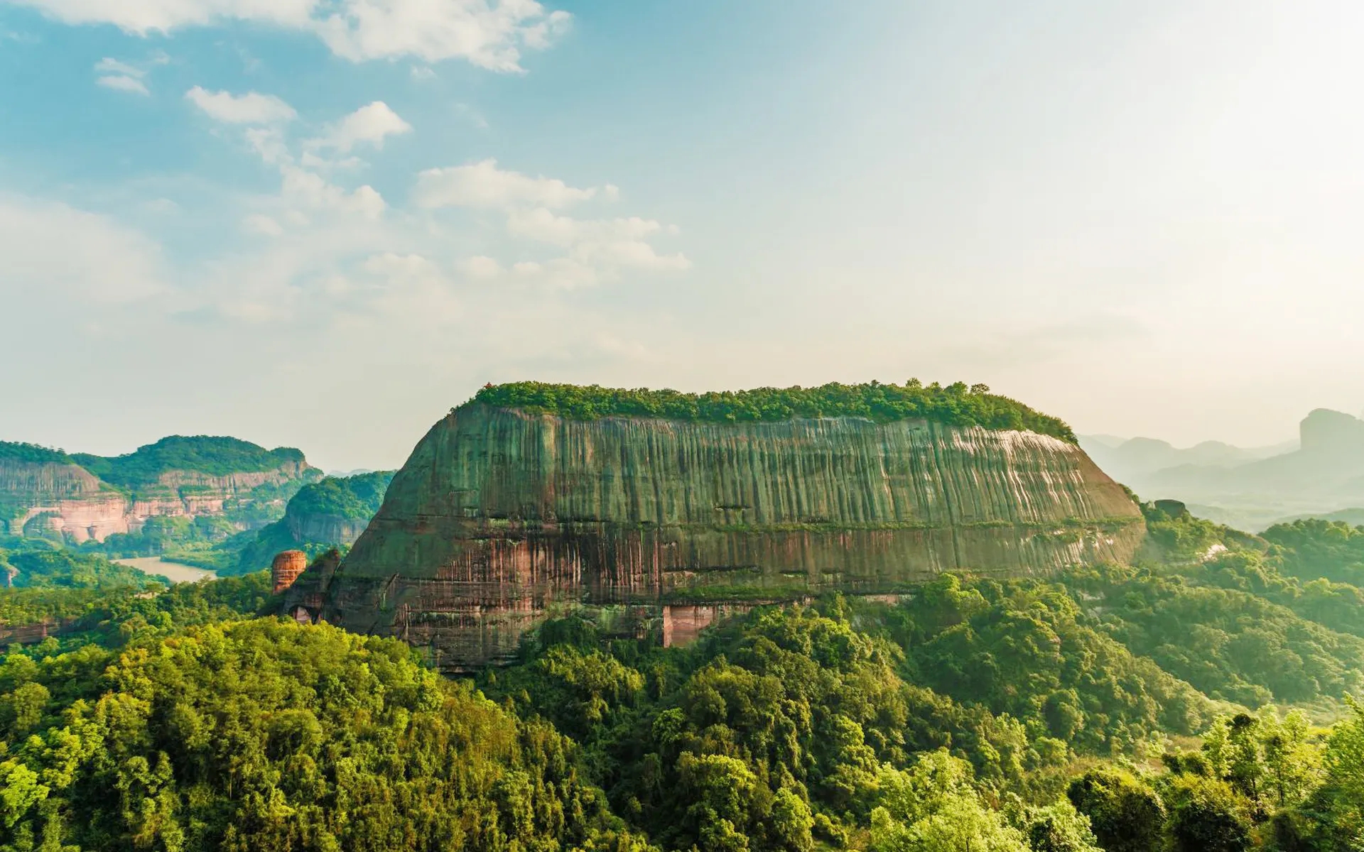 昆明|广东适合夏季游玩的山，是广东面积的一大风景区
