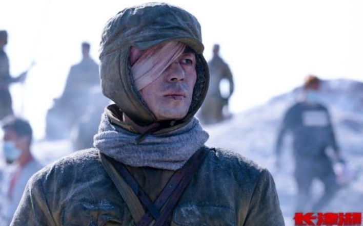 朱亚文|年轻的朱亚文好帅气，刘亦菲依旧漂亮，这俩原来是朋友？