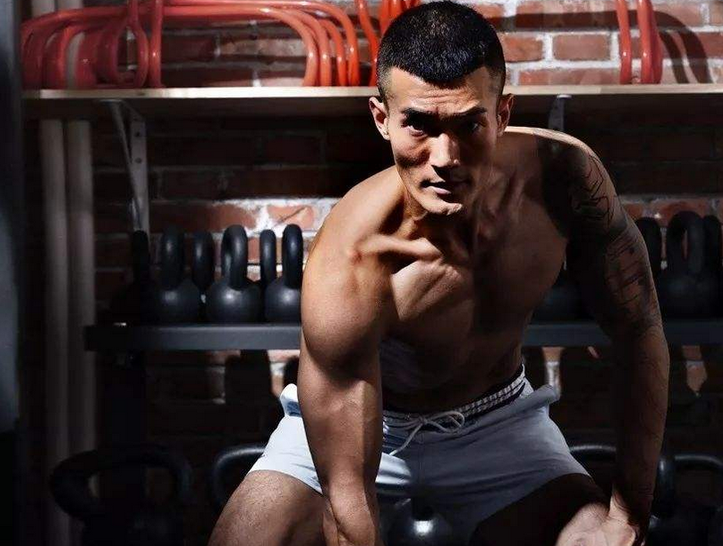 王雨|长得并不好看的王雨甜