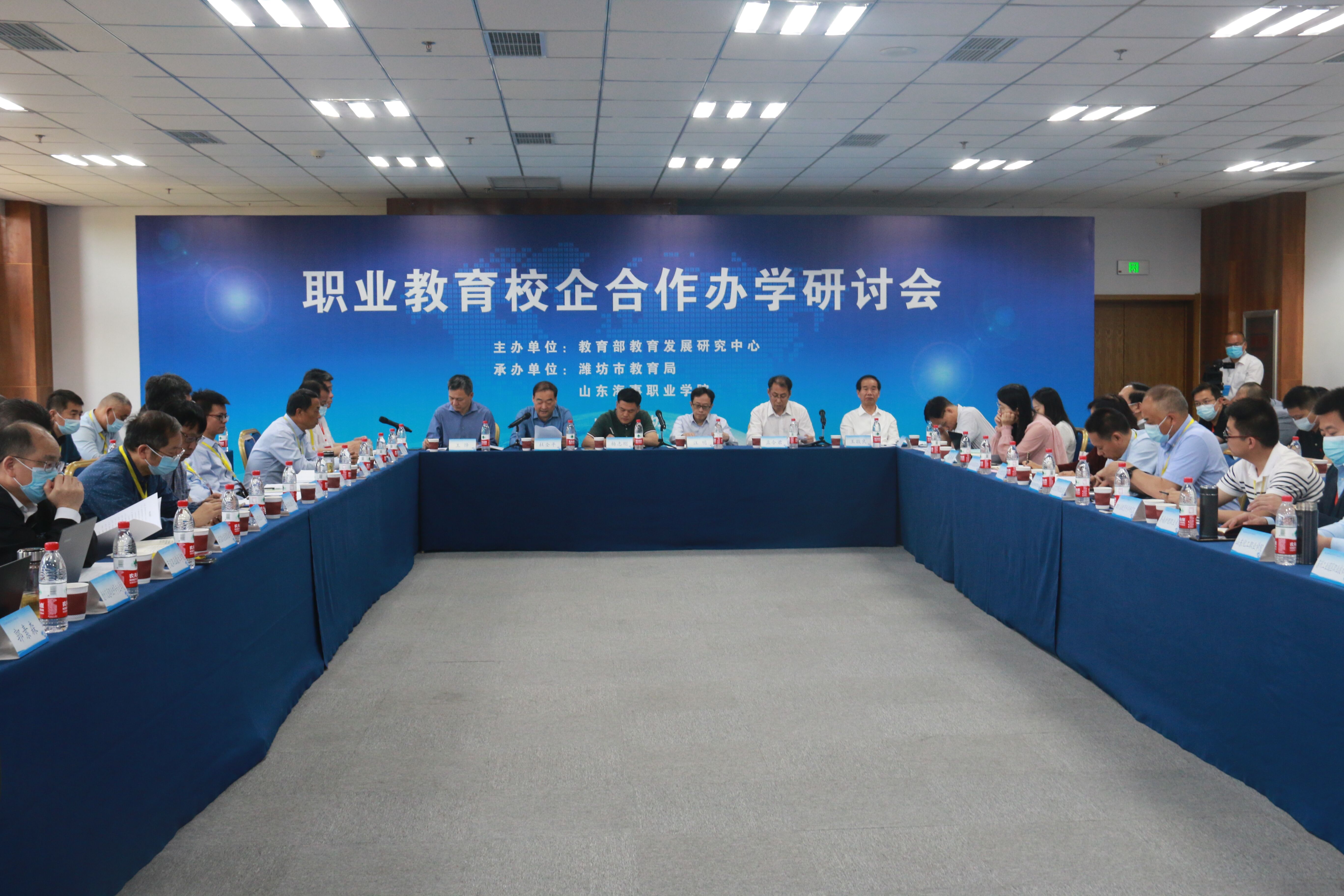 职业教育|在本科职业教育的发展背景下，如何建设校企实践育人共同体