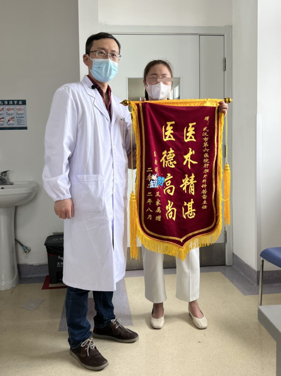 胆管结石|美业女子腿上静脉曲张青筋零容忍,微创半小时摆脱困扰还原她的美