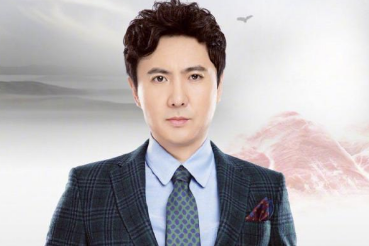 沈腾|沈腾瘦回“校草”模样，五官分明，帅气逼人