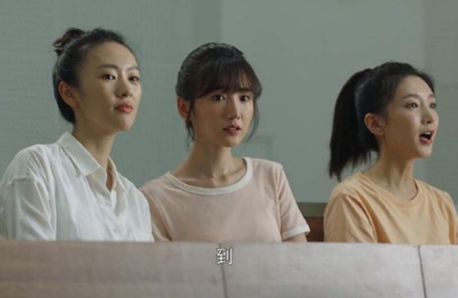 三十而已|再读《三十而已》,原来平平无奇的钟晓芹才是人生赢家