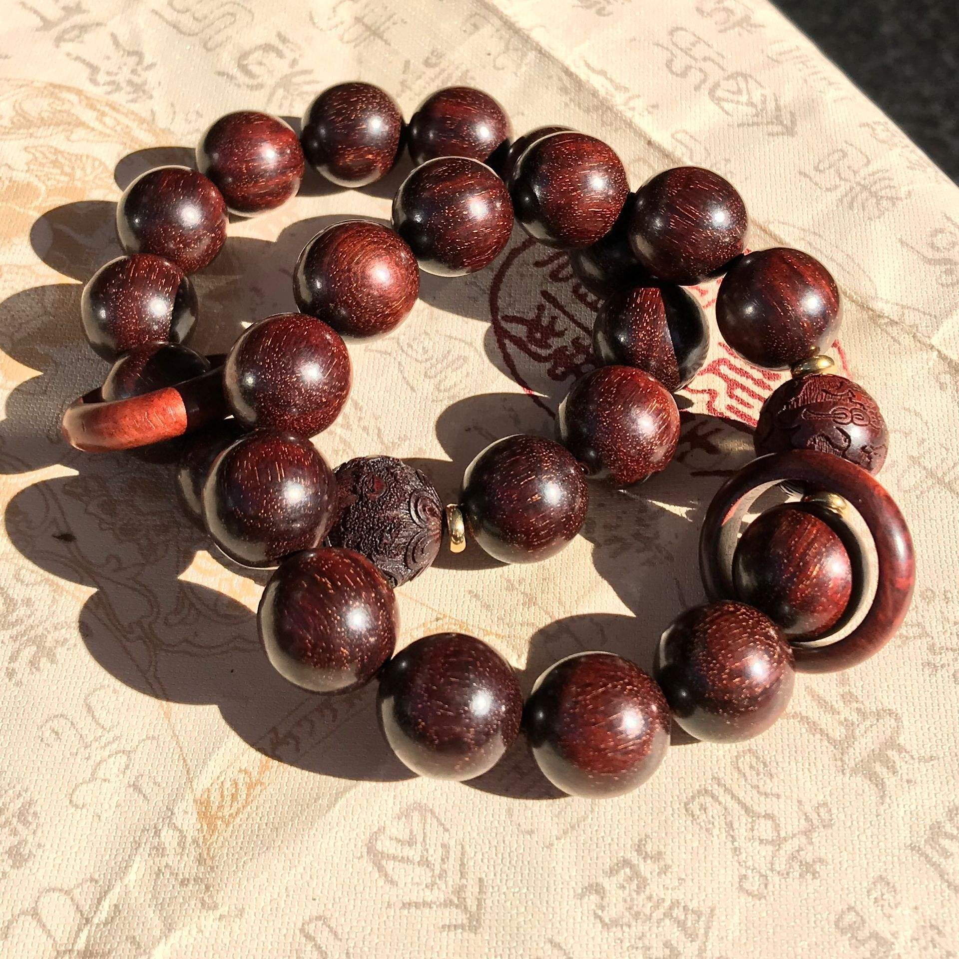 |手串包浆是什么意思？手串该怎么盘？