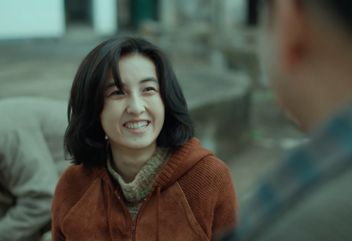 回来的女儿|《破晓东方》和《回来的女儿》各追2集:一个已弃剧,一个看上瘾