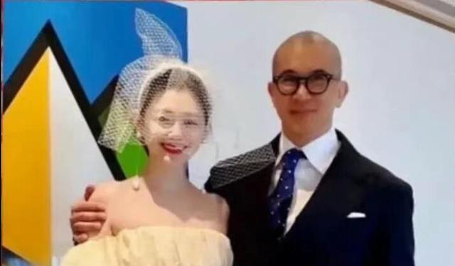 连续剧更新！小S晒具俊晔表白视频，英文秀恩爱，大S画外音很真实