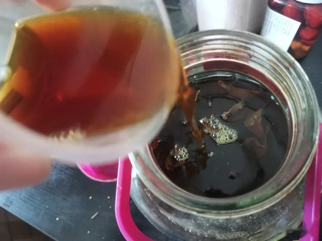 智商税|秘制中药酒交够了智商税!干货分享:4种单泡使用的钓鱼药酒