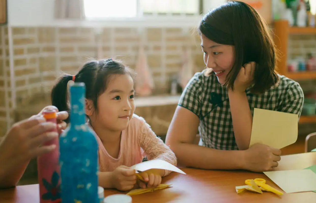 公立学校|非师范生考了教资,能去公立学校当老师吗?该如何查询相关信息?