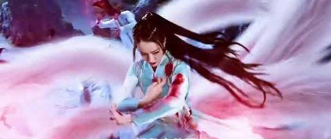 迪丽热巴|一个微表情，迪丽热巴人设稳了！但《与君初相识》爆火更离不开她