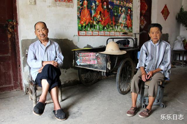 河南8旬大爷30年前向亲戚借钱给儿子看病,一分钱没借到,因为啥