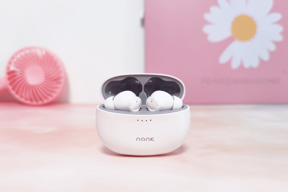 AMD|520情人节送什么礼物比较好？降噪效果好的四款蓝牙耳机推荐