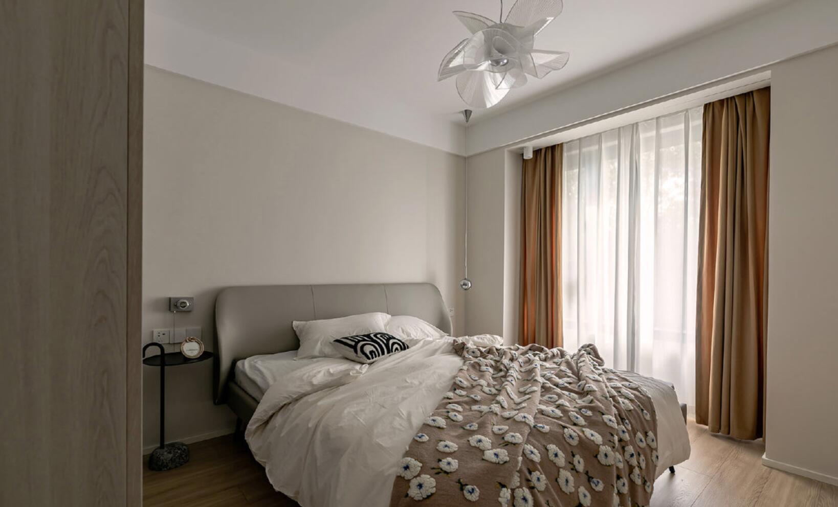 她拒绝“样板房”，坚持“实用主义”，完工后，被很多朋友夸赞