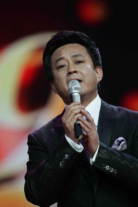 朱军|朱军人生三大憾事:父亲的馒头、女人的陷阱、母亲的挽留