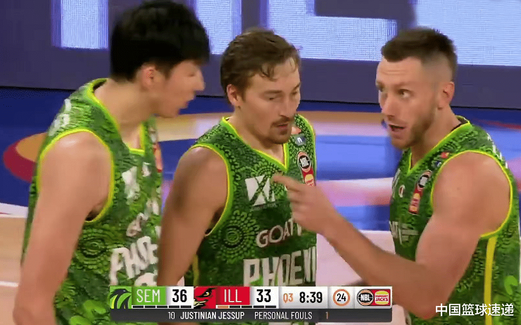 周琦|周琦21分钟7+7，状态持续低迷，毫无战术地位沦为工具人！