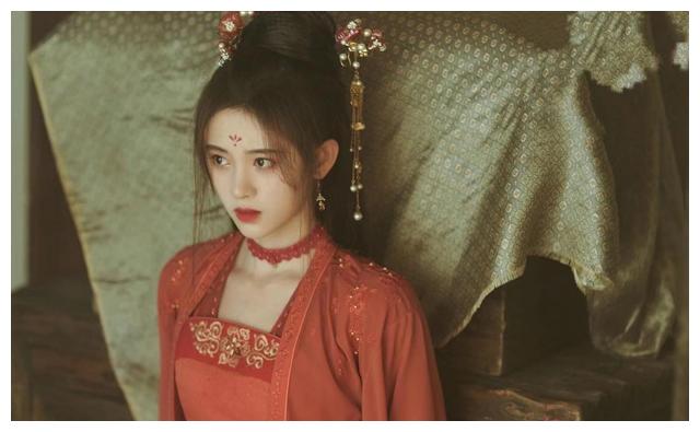 电视剧|看了被“十级美颜”毁掉的电视剧,我开始怀念唐嫣陈乔恩的土味了