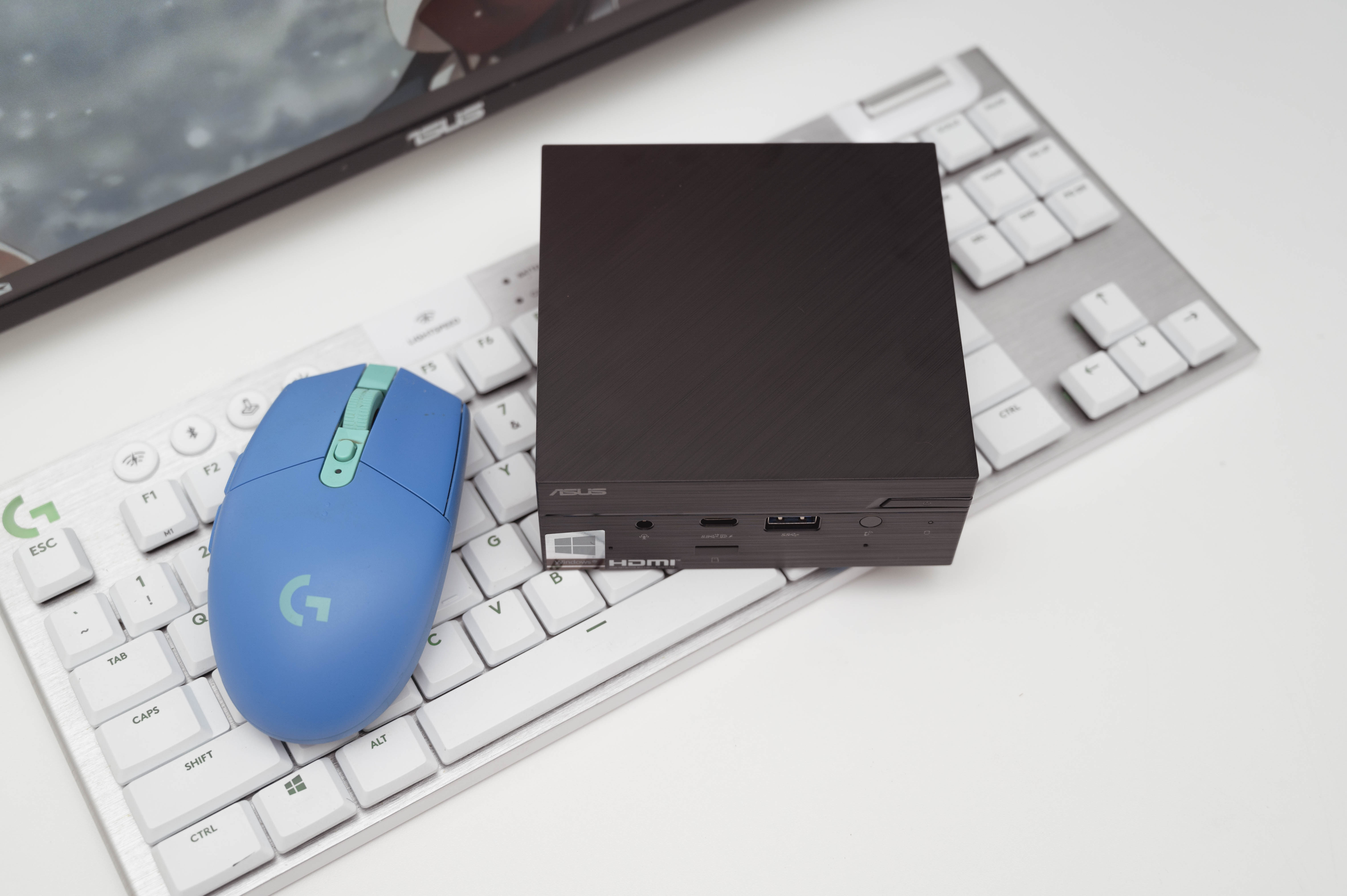 华硕|性能超主流轻薄本,手掌大小的mini主机,华硕PN51给你减负