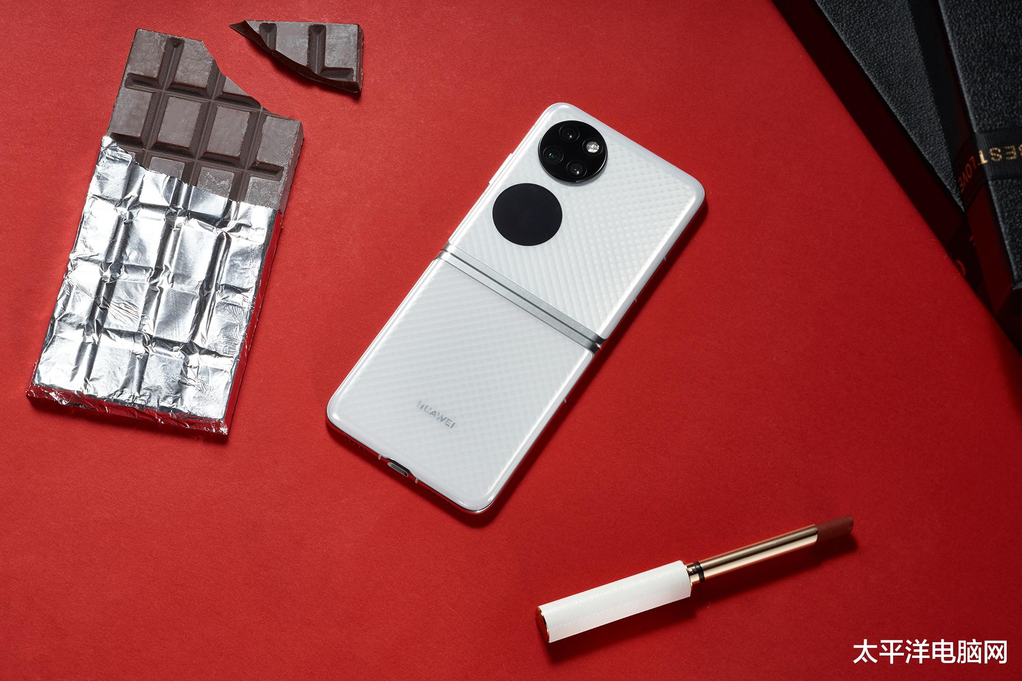 华为p50|华为P50 Pocket图赏：情人节还送花？精致灵巧的它不香吗？