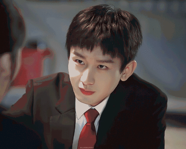 |肖战以1.4万票霸榜，时隔大半年，《王牌部队》碾压热播剧