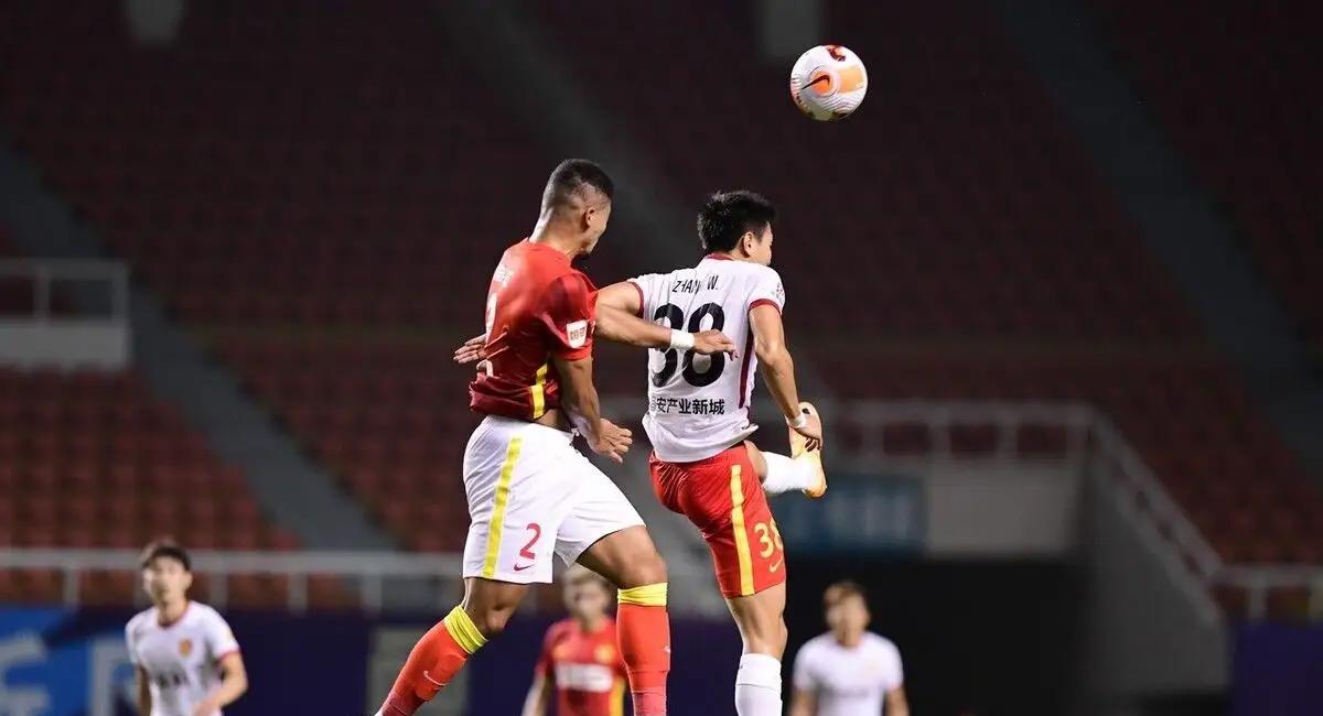 中超|中超垫底队摆烂，职业联赛如同儿戏，俱乐部发声，解散已成定局