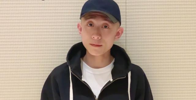 张一山|从阳光大男孩,到被曝光涉毒,有谁记得张一山也曾疯狂热爱篮球