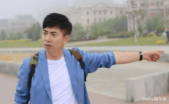 黄日华|模范父亲范明：对继子视如己出，对女儿严中带慈，今子女成骄傲