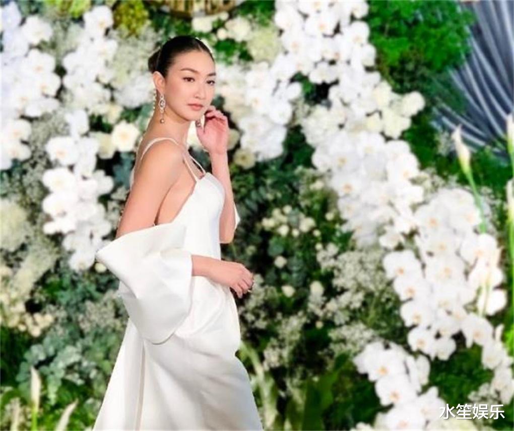 |泰国一线女星Pancake大婚，7款奢华礼服惊艳全场，全天登顶热搜榜