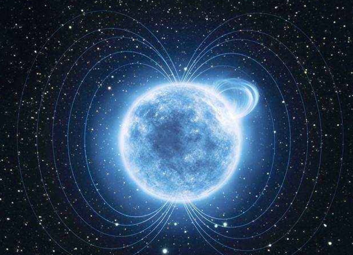 2万光年外发现庞然大物,相当于100亿个太阳,盾牌座UY掉下神坛