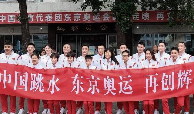 运动员|在奥运赛场上，有哪些运动员取得的成绩堪称神迹？难以打破！