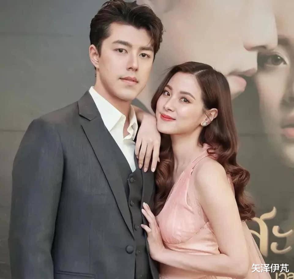 电影|偶像剧照进现实!国外顶流女星被男演员公开告白,5年友情变爱情