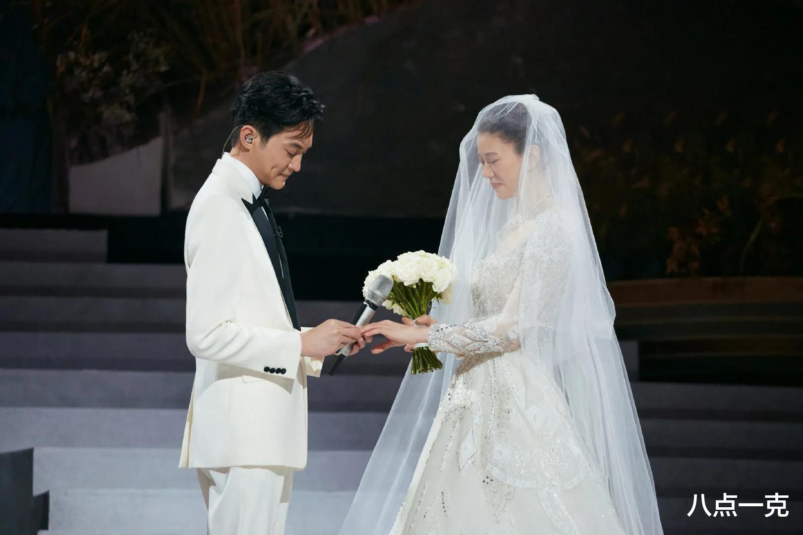 张智霖|鼓励张智霖出去玩，叮嘱做好安全措施，袁咏仪的言论震碎三观