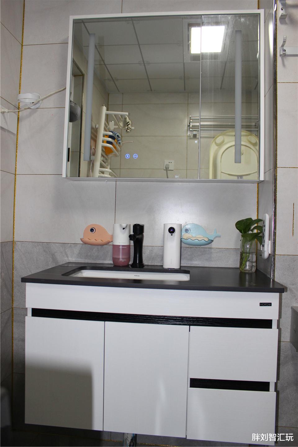 家装鼓捣记1:浴室柜还是要能放东西的才好用