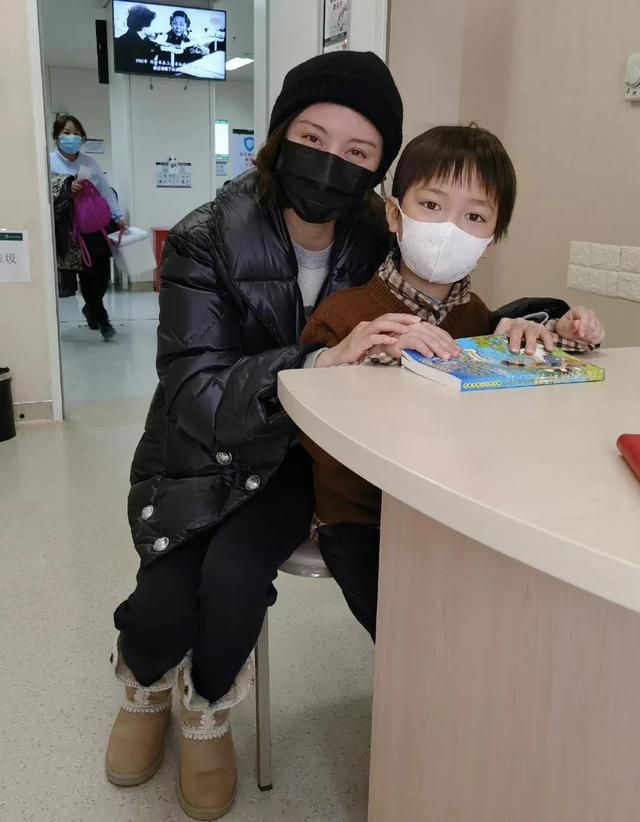 尤小刚|导演尤小刚,有过两段婚姻,第三任妻子比他小30岁