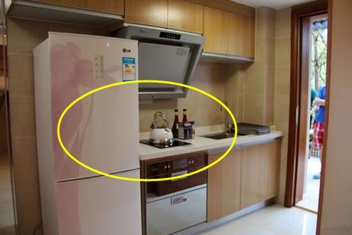 这4个地方万万不要放冰箱，聪明人从不犯，再有钱也住穷