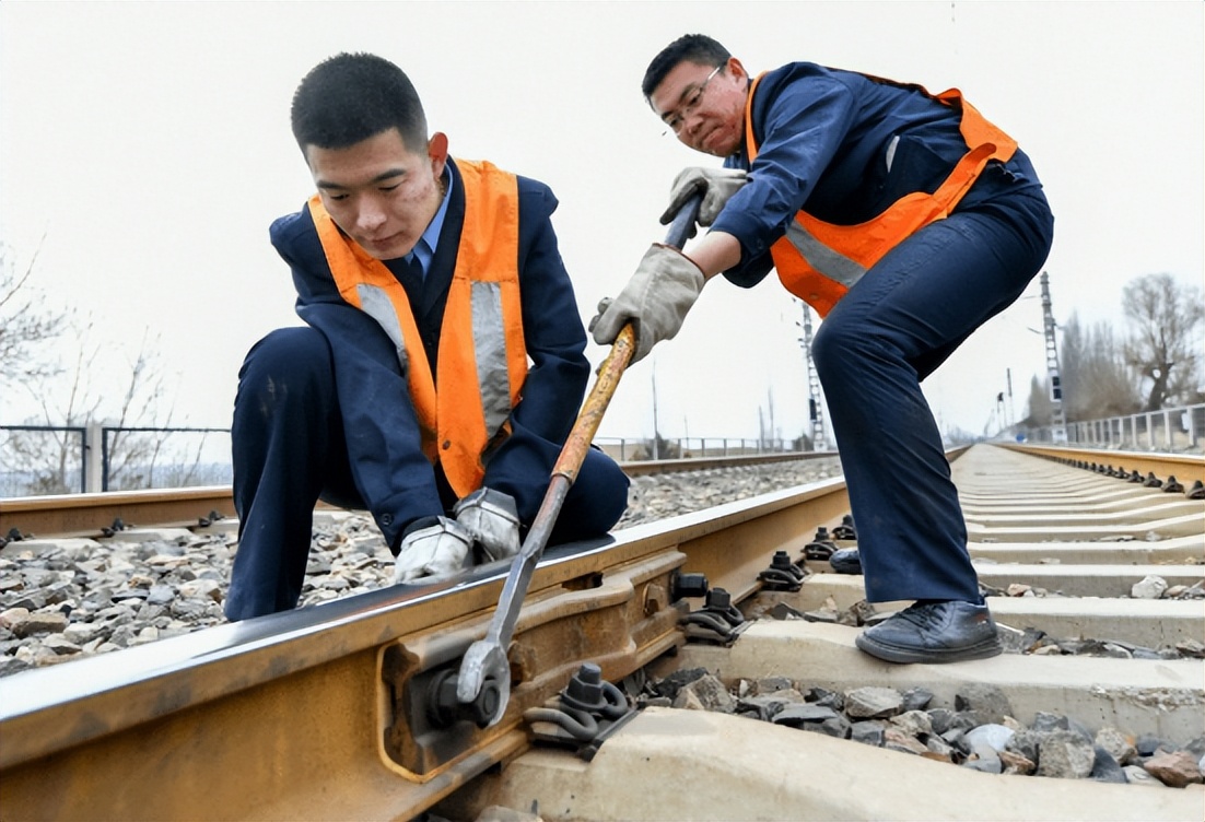 招聘|又一国企开始招贤纳士,招聘人数多达几千人,部分岗位还可免笔试