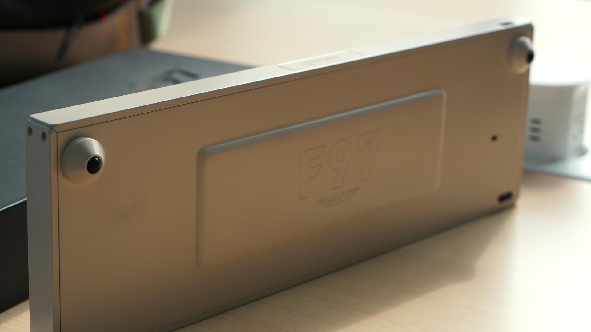 键盘|铝厂的三模旗舰终于降临了!IQUNIX F97初体验