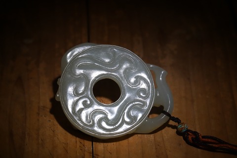 翡翠|舊藏和田玉“螭龙虎珮”