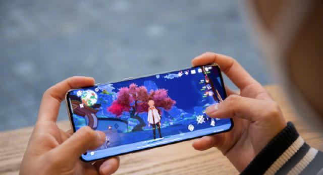 |上手一加10Pro胖达白版，各大媒体一致反馈：白色控最佳选择